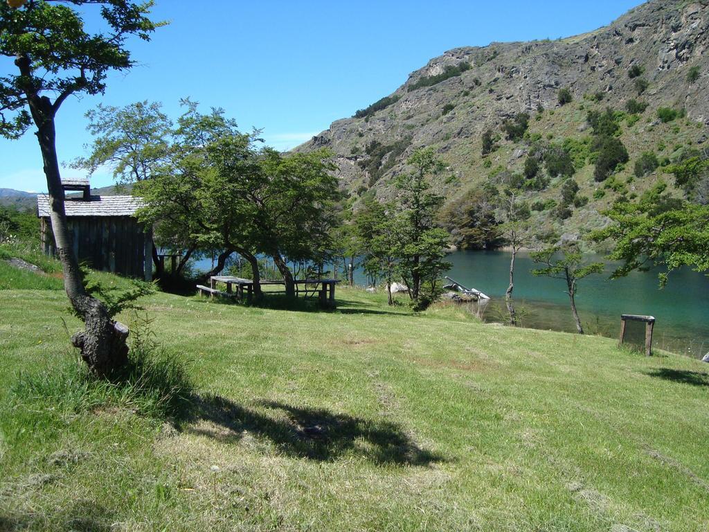 Cabanas Brellenthin Villa Cochrane Esterno foto